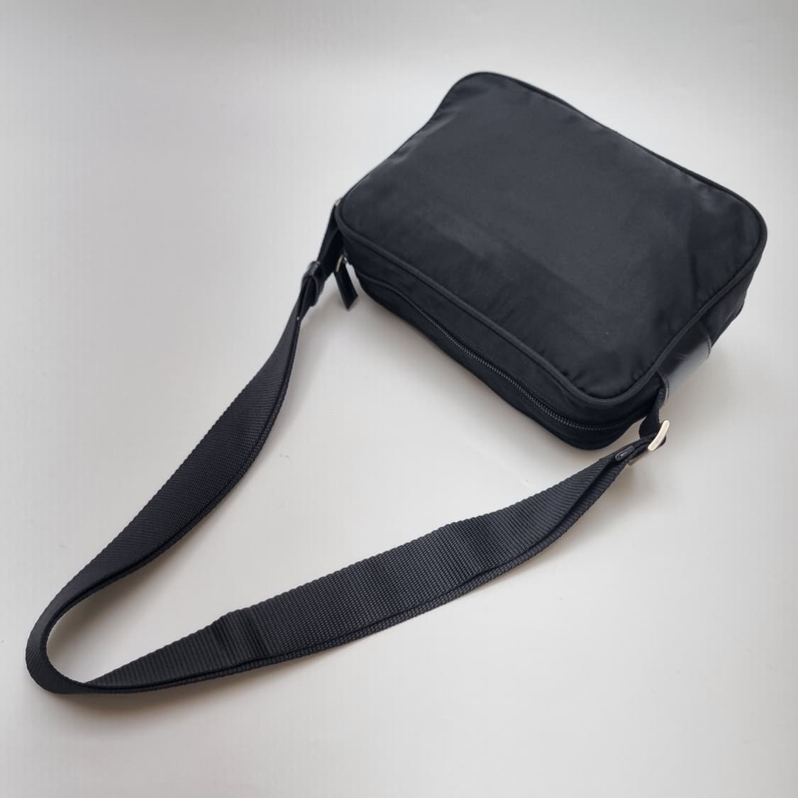 프라다 나일론 카메라백 숄더백 남여공용 (상급, BT0166) 상품이미지6