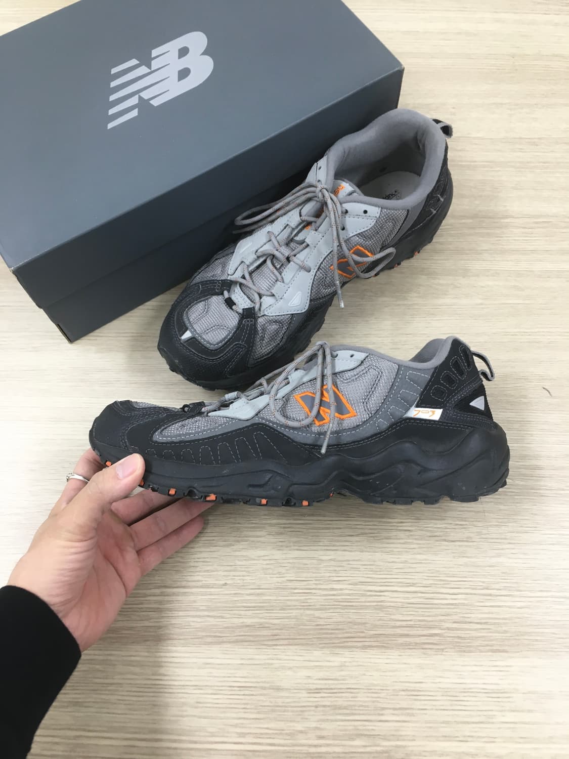 New Balance 703 뉴발란스 703 상품이미지1