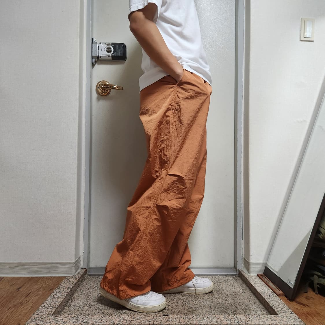 [네고가능] 트래블 나일론 오렌지팬츠 상품이미지2