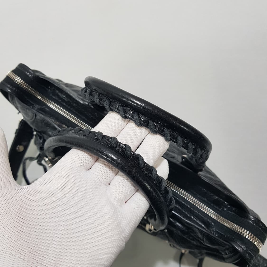 발렌시아가 클래식 모터백 스몰 상품이미지6