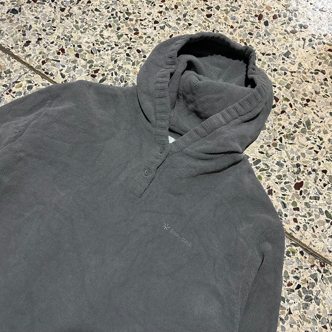 스노우피크 반버튼 니트 후드티  상품이미지2