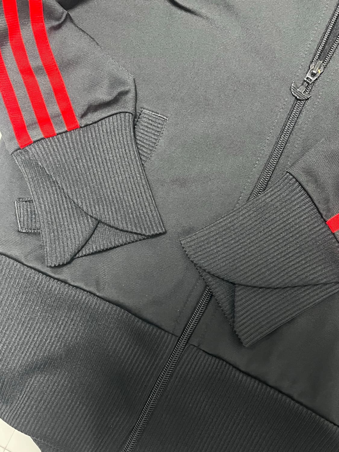 S/90) [희귀/한정판] 아디다스 MOTW 스페인 검빨 장미자수 트랙탑 상품이미지7