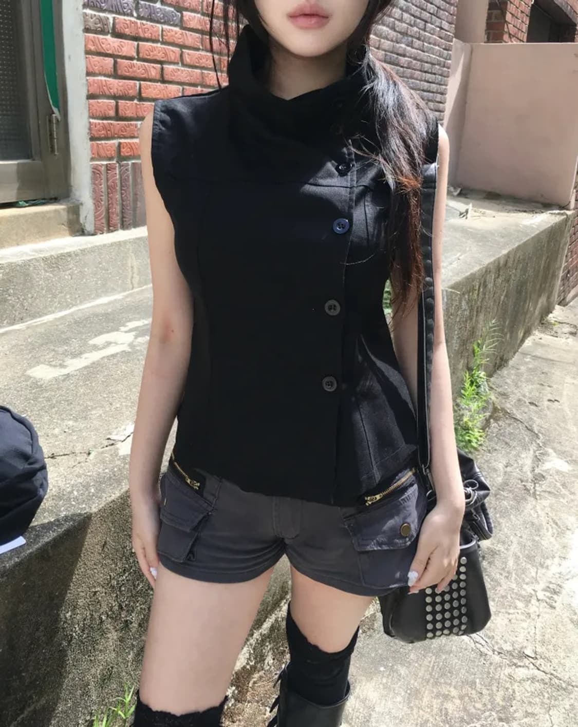 버튼 하이넥 베스트 나시 탑 상품이미지1