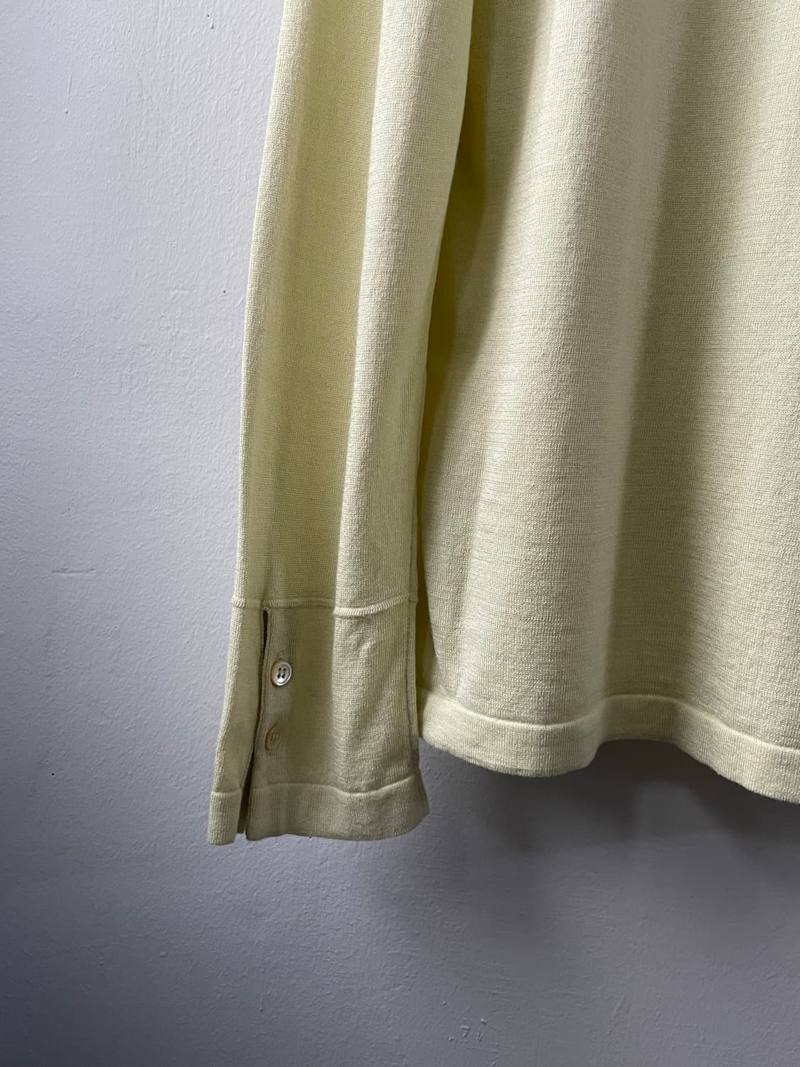 라벨아카이브 soft knitted shirt 라이트그린(2사리즈) 새상 상품이미지6