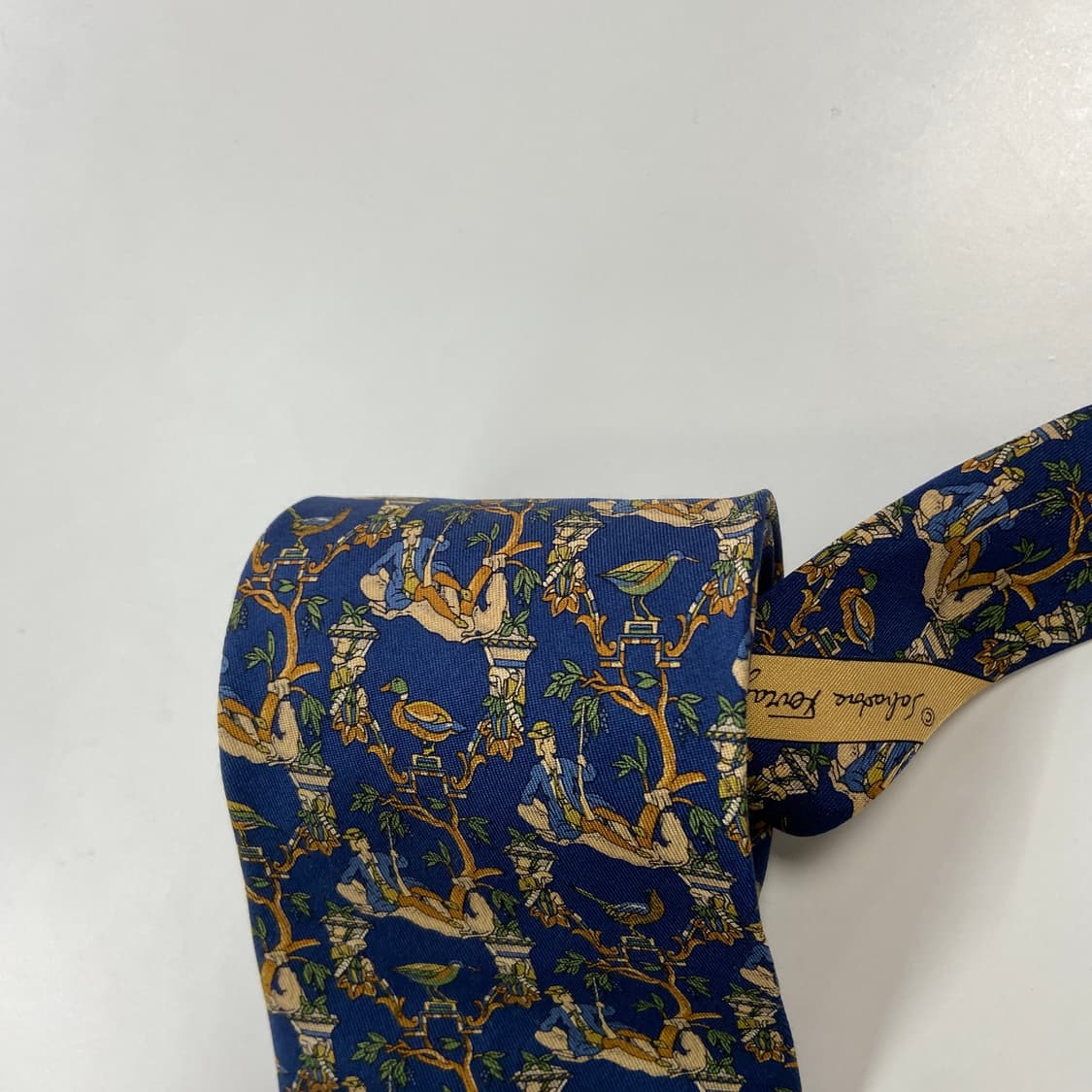 페레가모(Ferragamo) 명품 정품 넥타이 상품이미지5