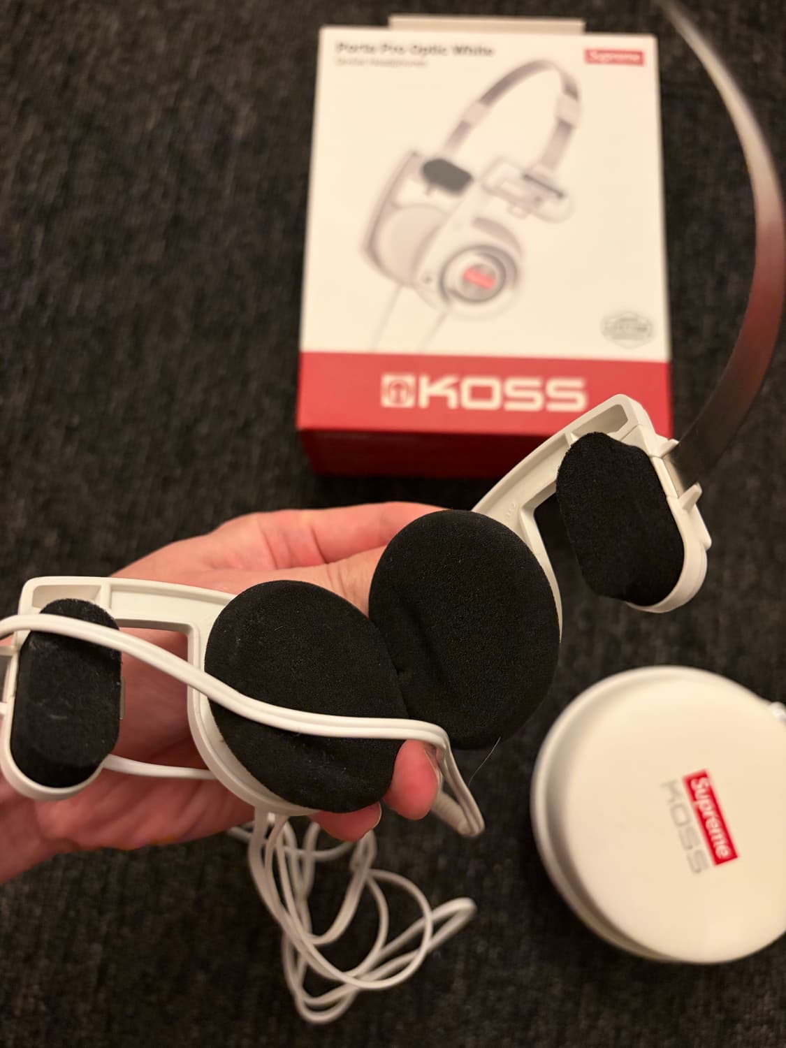 슈프림 코스 포타 프로 화이트 상품이미지3