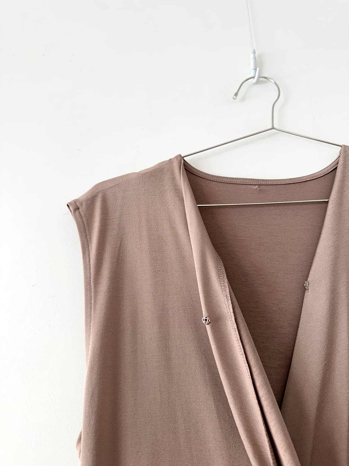 Shirring asymmetric basic sleeve 상품이미지3