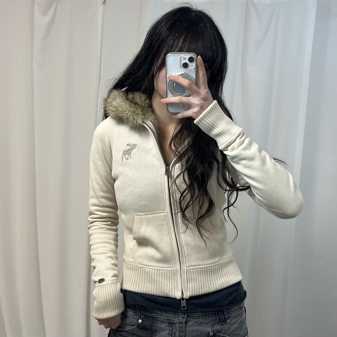 Abercrombie Wolf Logo Zip Hoodie 상품이미지1