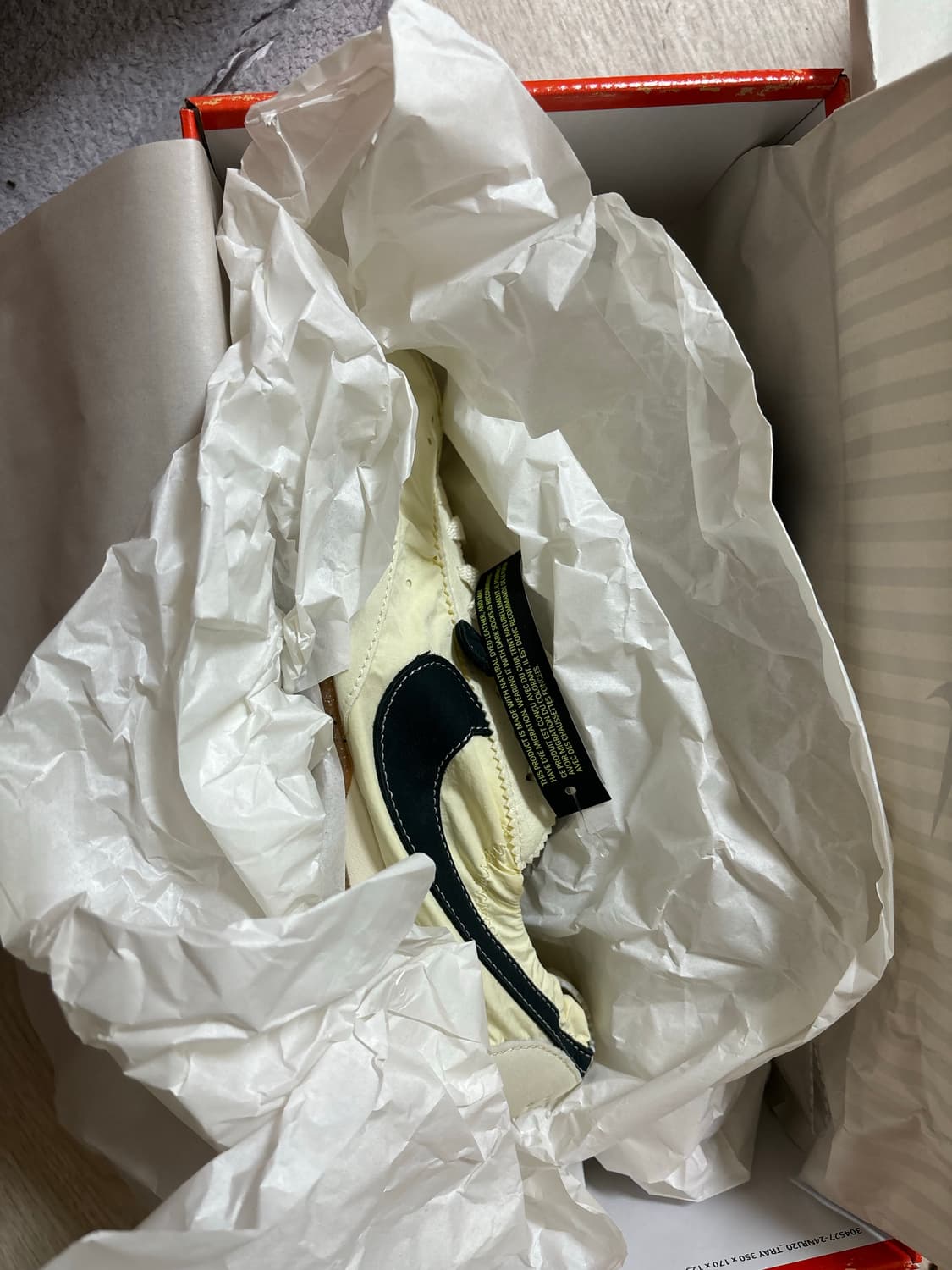 [275] 나이키 x 자크뮈스 문 슈 SP 앨러배스터 오프 누아르 상품이미지2