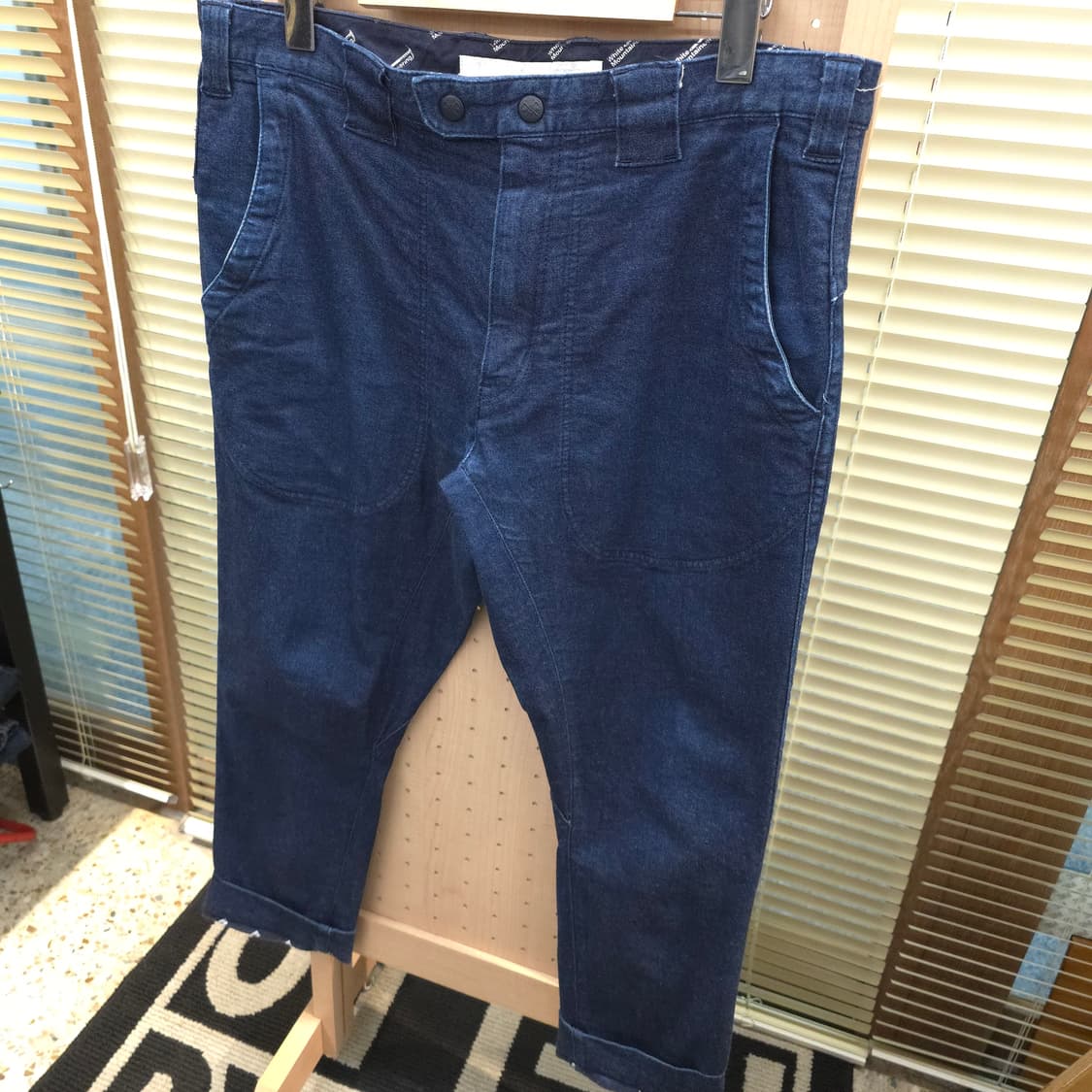 WHITE MOUNTAINEERING 테이퍼드 데님 상품이미지8