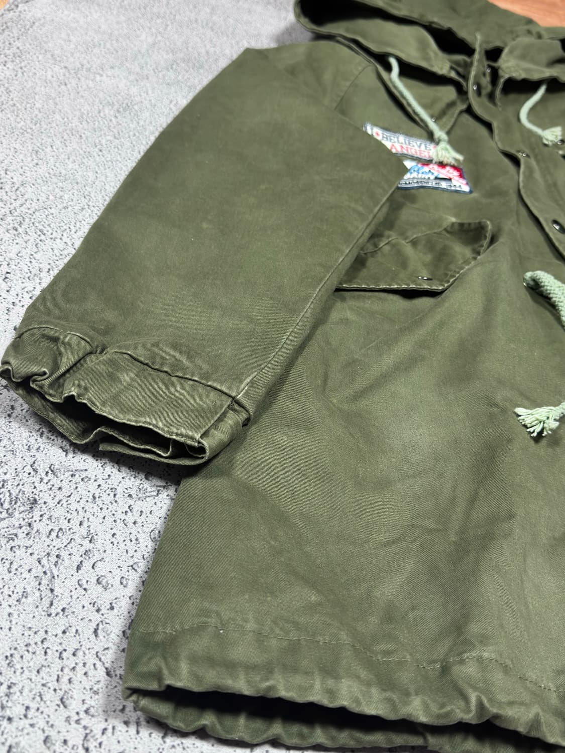 바배) 빈티지 올리브 그린 와펜 야상 후드 자켓 상품이미지4