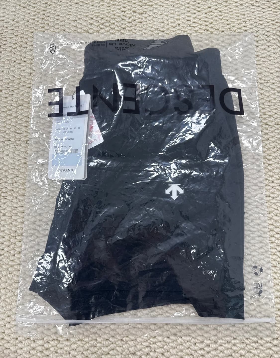 데상트 블랙 반바지 S0323T6121 상품이미지3