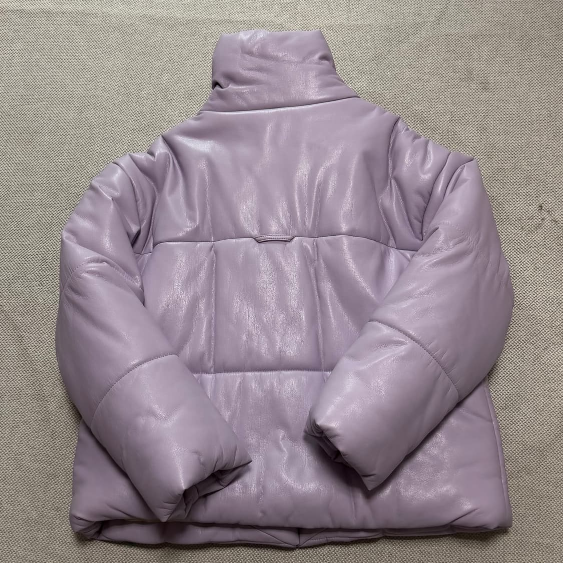 나누슈카(Nanushka) 비건레더 하이넥 패딩 자켓 상품이미지8