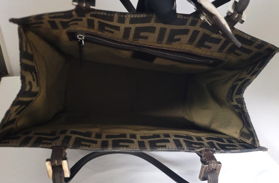 펜디 가방,토트백.(디올샤넬보테가루이비통구찌셀린느생로랑발렌시아가프라다) 상품이미지5