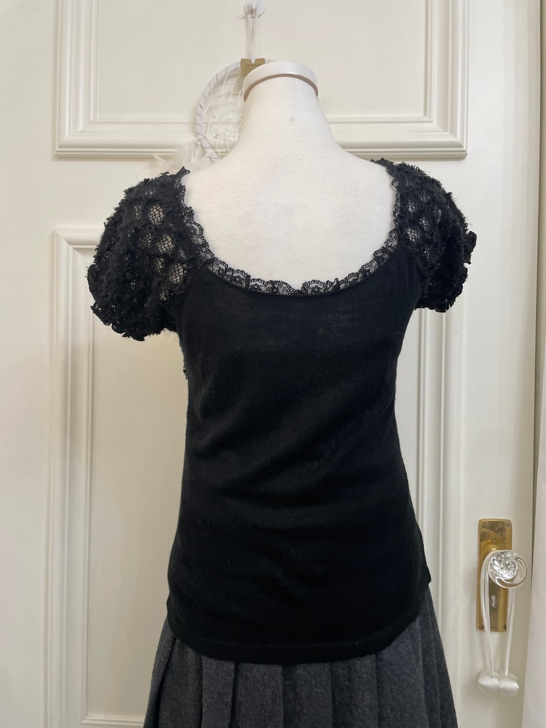 black sleeve crochet shirring knit top&l 상품이미지4