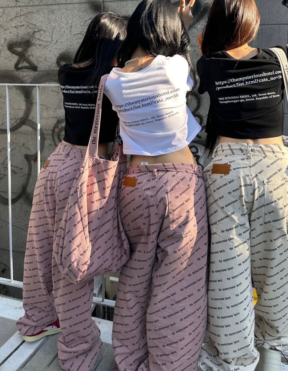 더미스테리어스호텔 풀로고 에코 백 상품이미지7