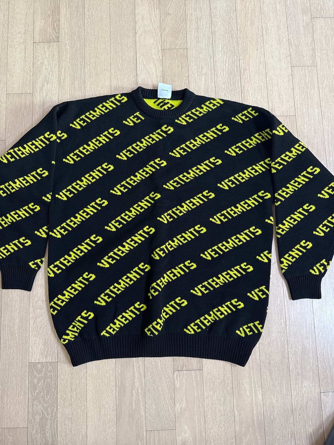 베트멍 니트 상품이미지1