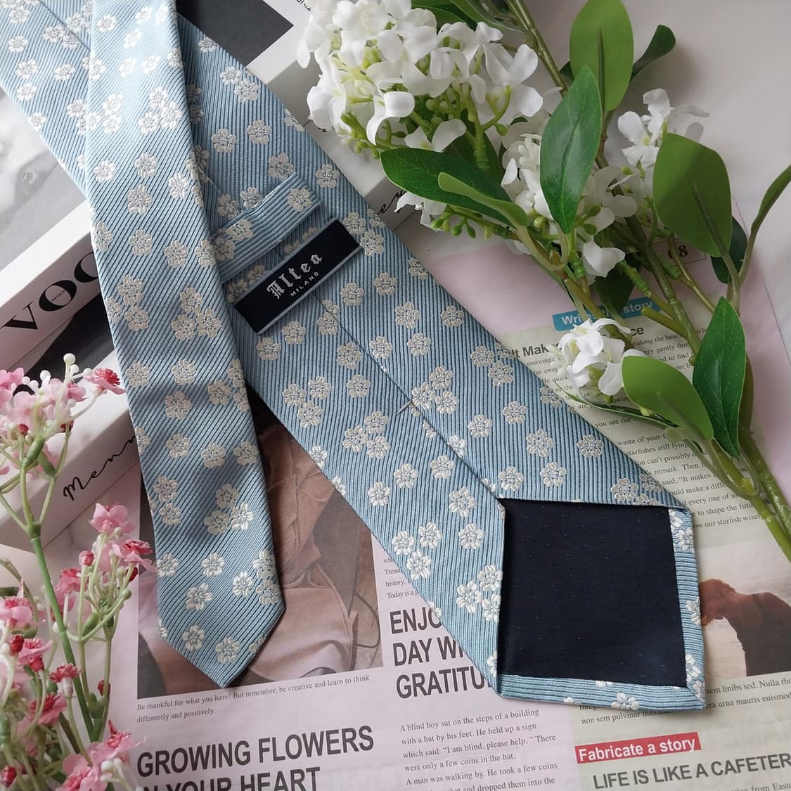 알테아 실크 하늘색 플라워 자카드 넥타이 8.9cm A+등급 K1574
 상품이미지6