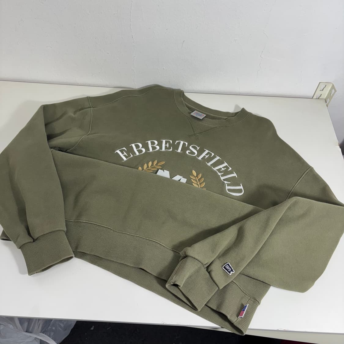 L 이벳필드 카키 자수 맨투맨 상품이미지2