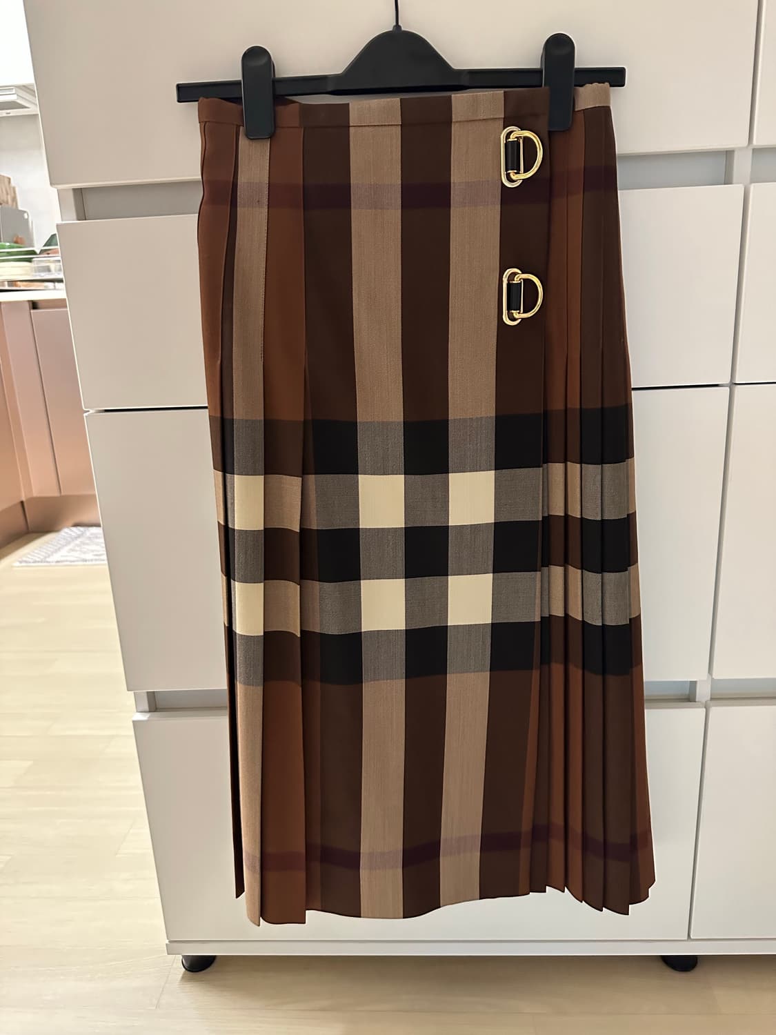 버버리 브라운 울 플리츠 체크 스커트 상품이미지2