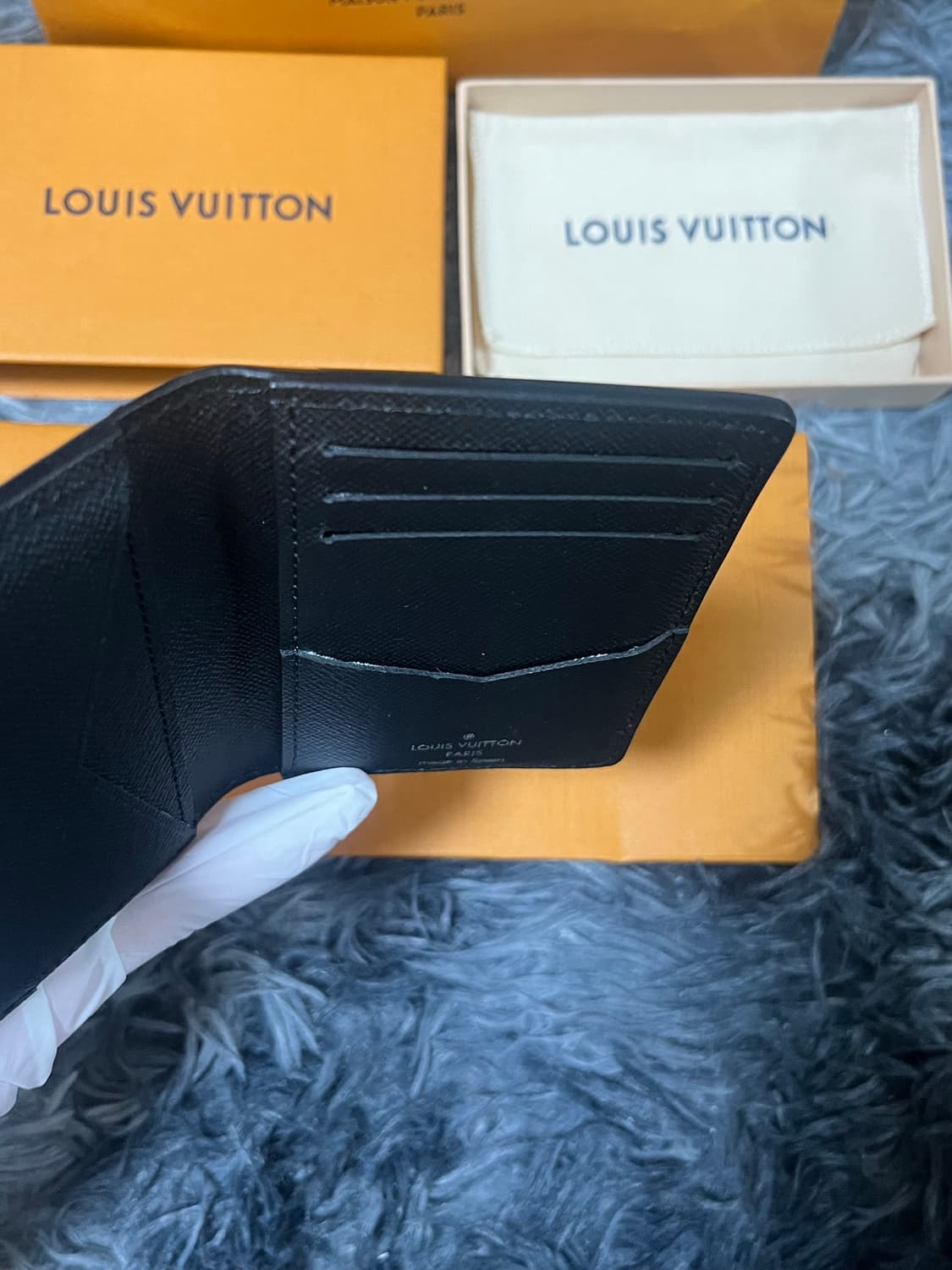 루이비통 포켓 오거나이저 에피 블랙 상품이미지8