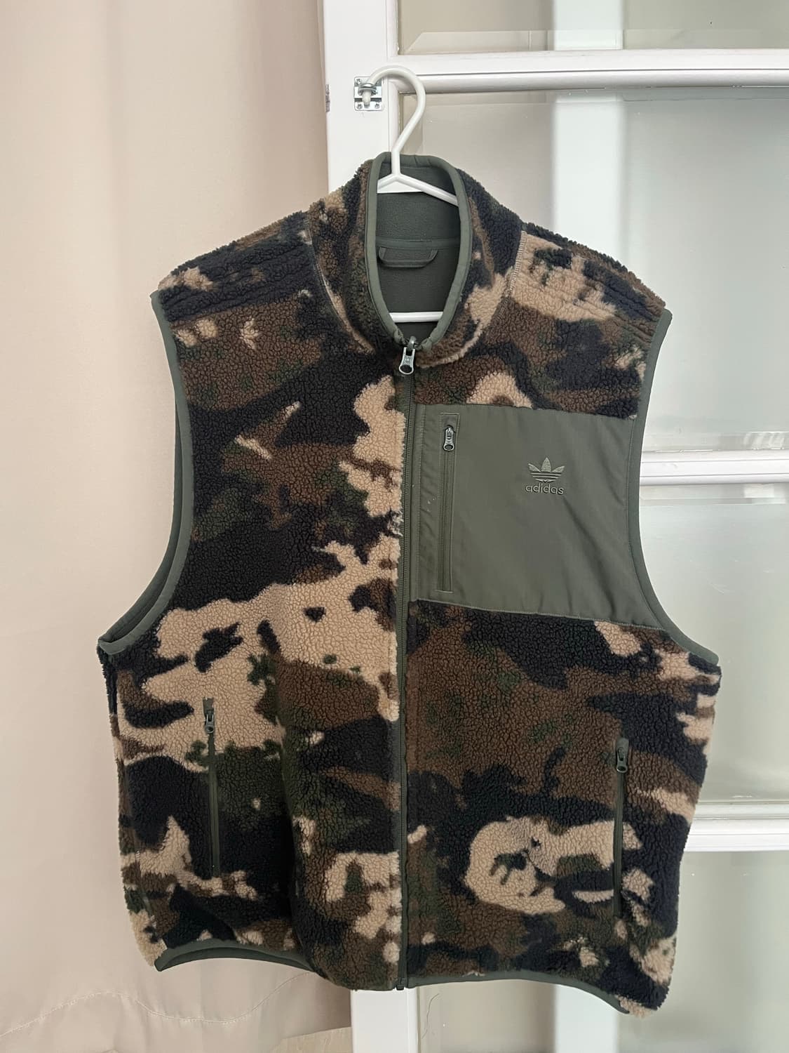 아디다스 리버시블 카모 플리스 쉐르파 베스트 조끼 상품이미지2