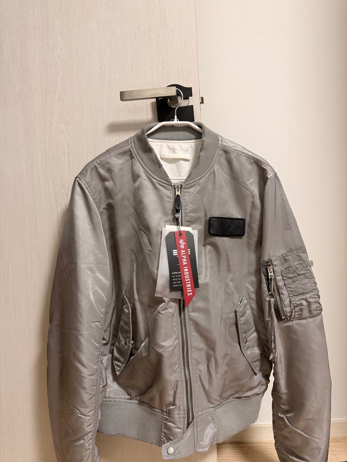 [새상품] xlim 엑슬림 알파인더스트리 자켓 L사이즈 상품이미지1