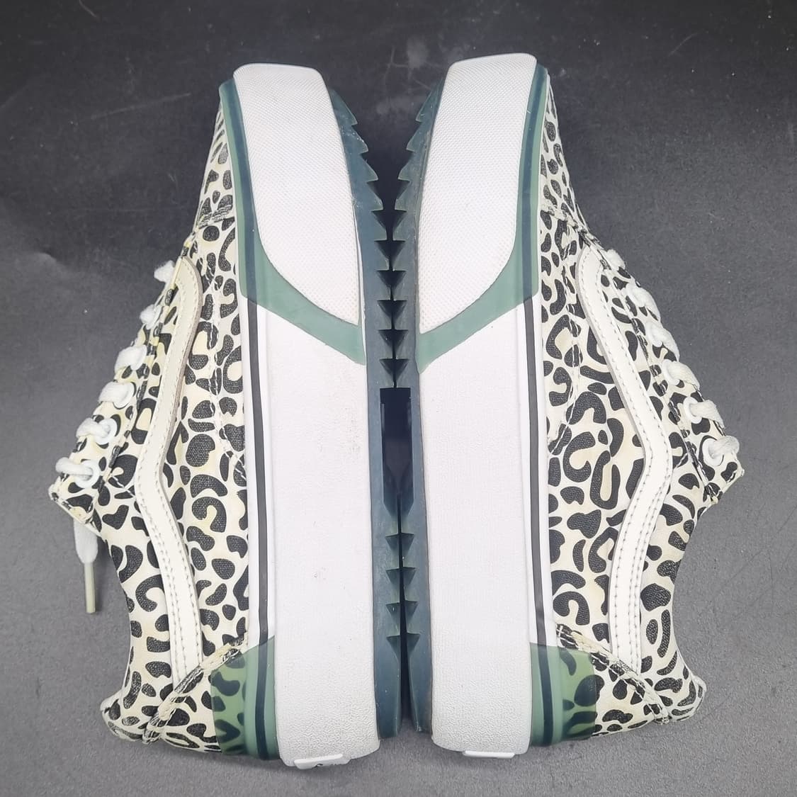 반스 레오파드 스택트 플랫폼 스니커즈235 상품이미지5