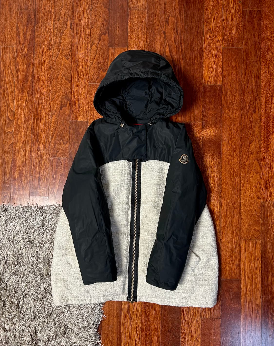 몽클레어 감마로즈 울 다운 패딩(1/66) 상품이미지3