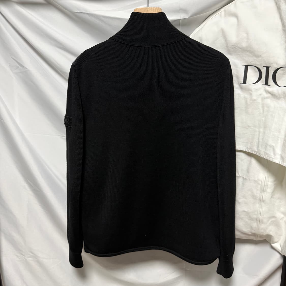 [S+급/S] 디올 오블리크 니트패딩 블랙 풀구성 상품이미지4