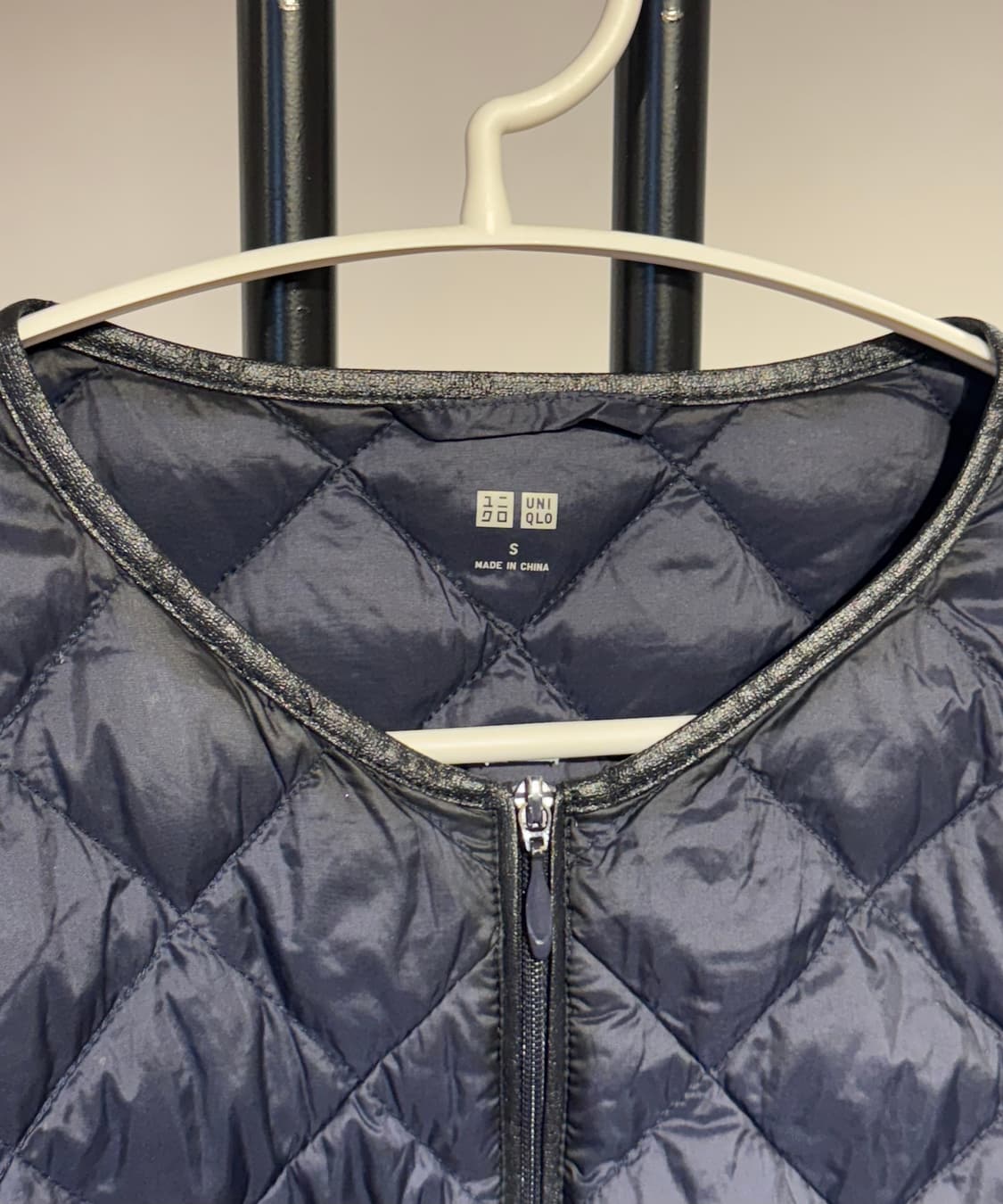 유니클로 재팬 라인 가죽 경량 패딩 / 여성 44 추천 상품이미지3