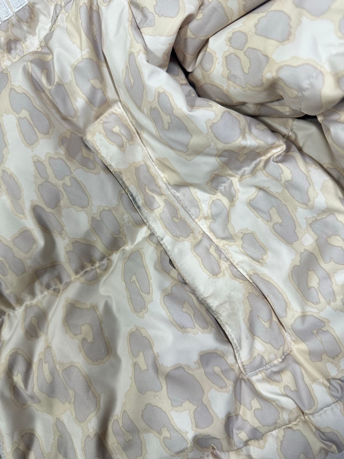 노스페이스 눕시 숏 자켓 레오파드 s  상품이미지2