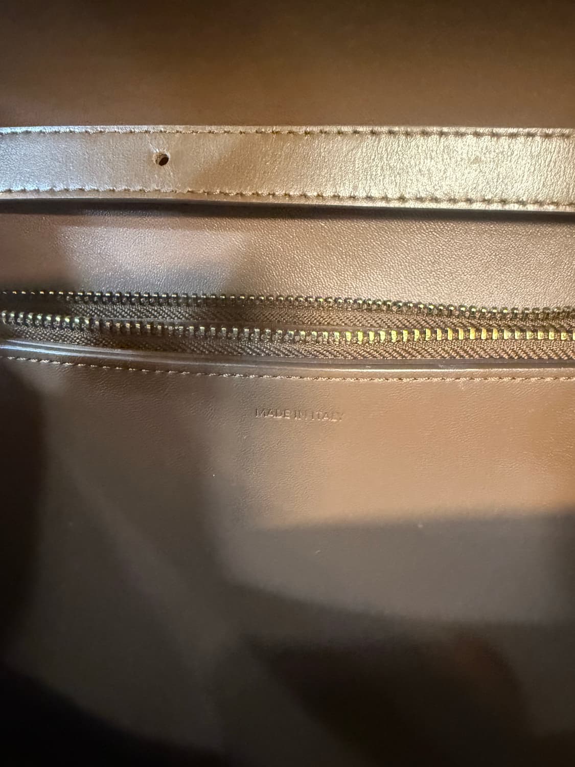 정품 셀린느 클래식박스 크로스백 팝니다 상품이미지7