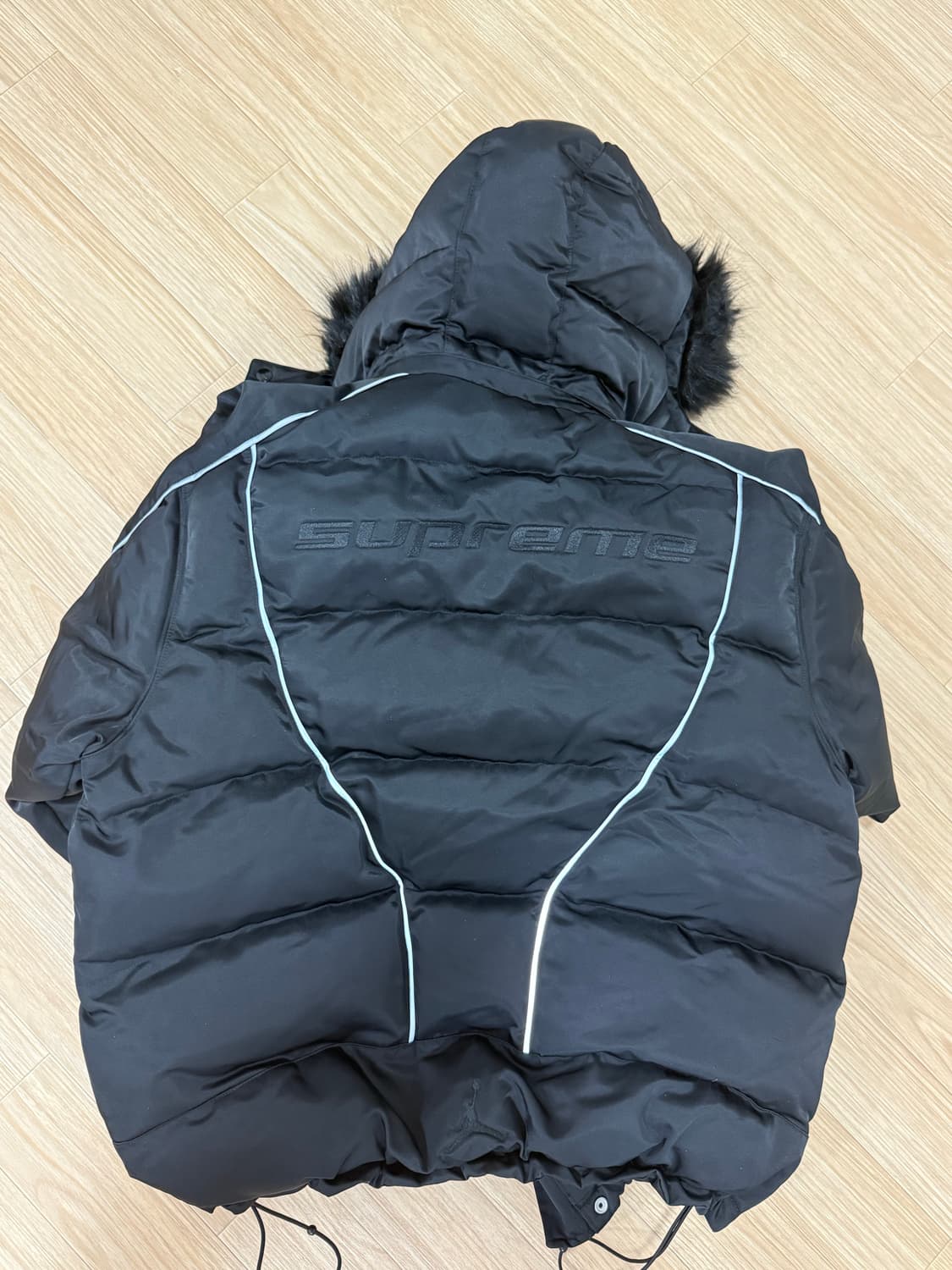 슈프림조던 퍼퍼자켓 블랙M 상품이미지6