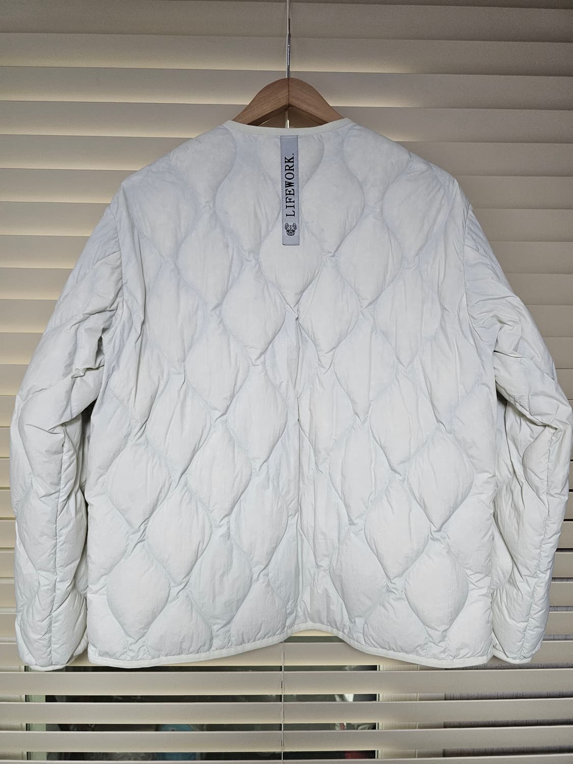 라이프워크 퀼팅 덕다운 경량 패딩 L 상품이미지2