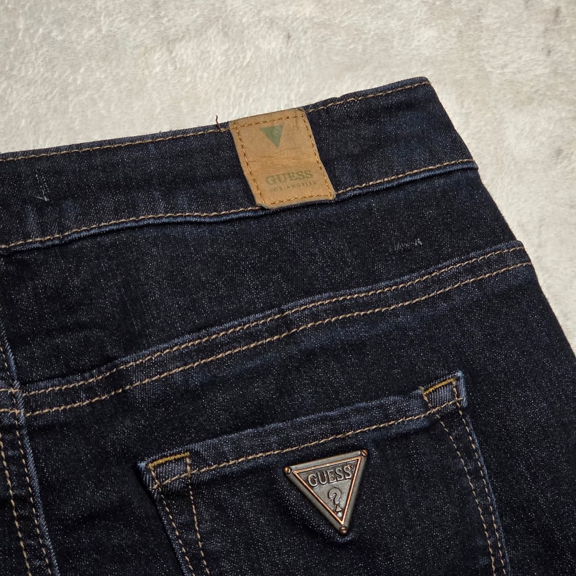 게스 진청 생지 부츠컷 데님 팬츠 상품이미지2