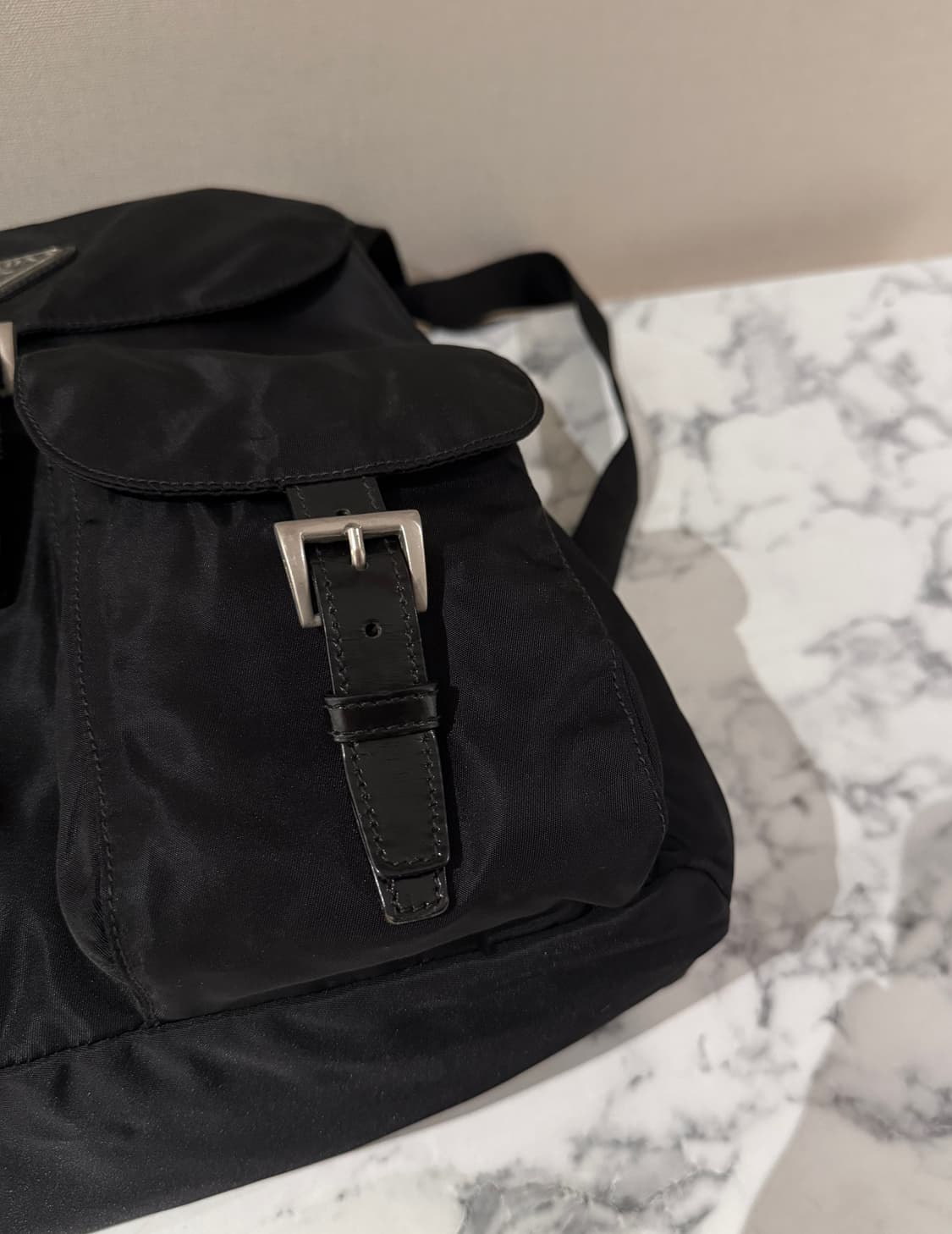 정품 프라다 백팩 미듐 사이즈  상품이미지7