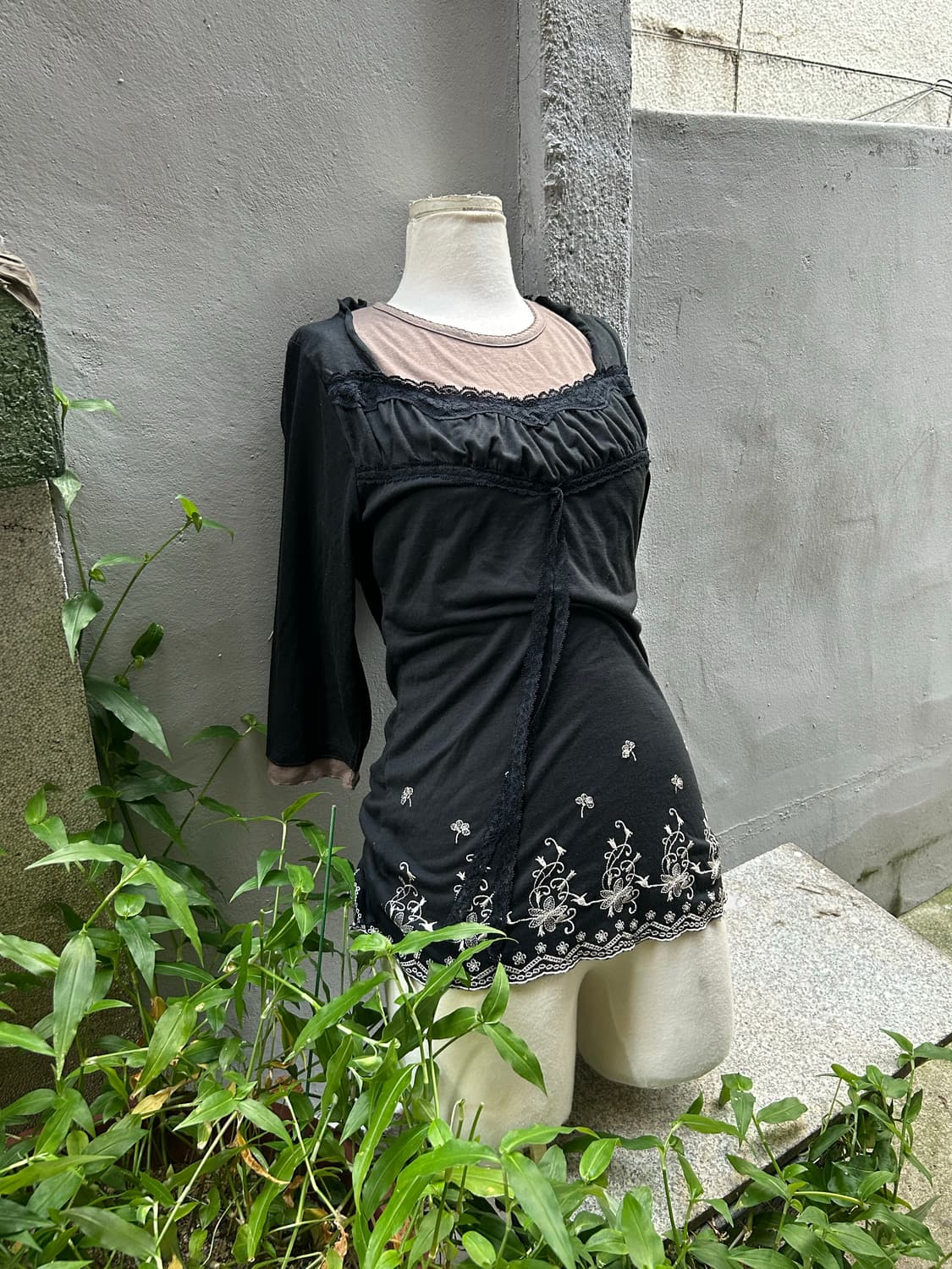 일본빈티지 오리엔탈 프릴 레이어드 디테일 반팔티 상품이미지2