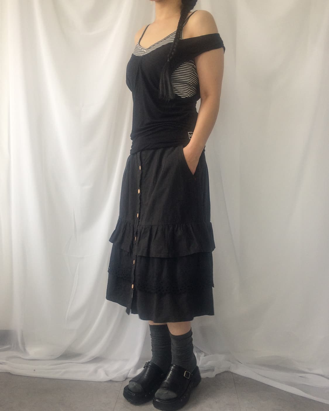 Punching point layer midi skirt 상품이미지6