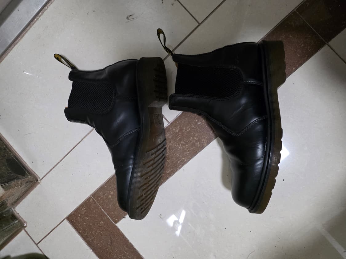 닥터마틴 2976 스무스 UK7 (260) 판매합니다 상품이미지1