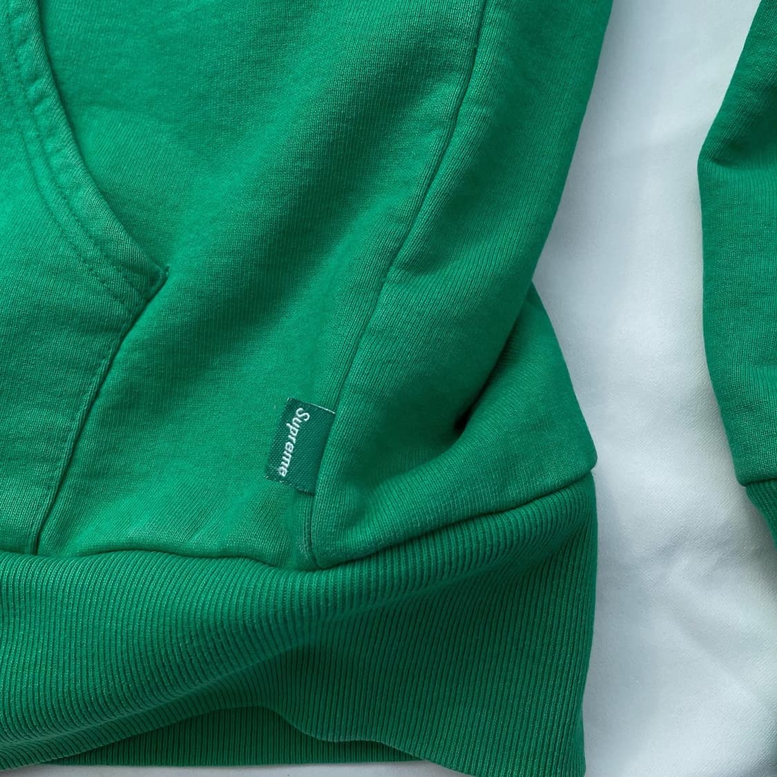 슈프림 아치로고 후드집업 상품이미지3