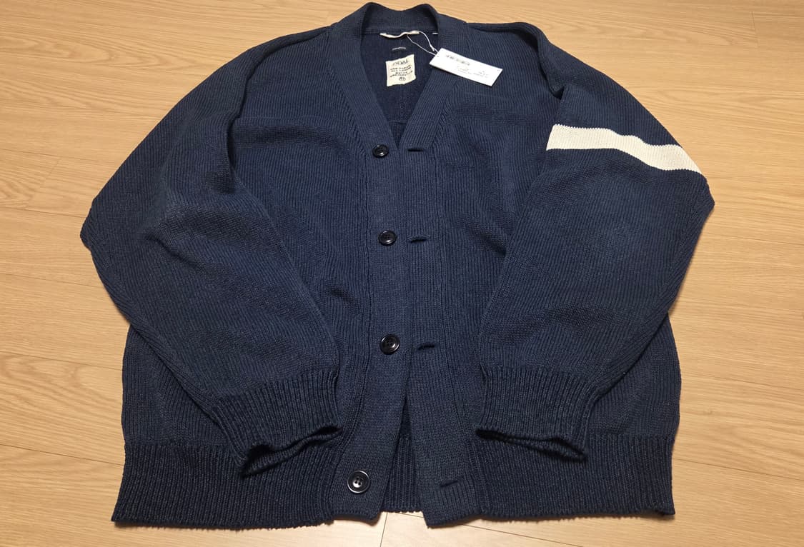 나나미카 페이퍼 니트 가디건 상품이미지1