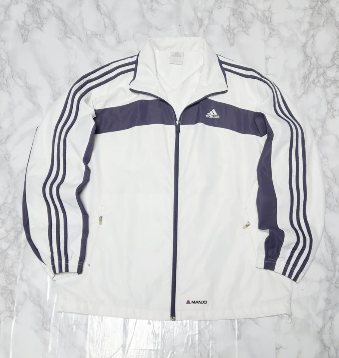 아디다스 삼선 화이트x차콜 트레이닝 바람막이 자켓
 상품이미지1