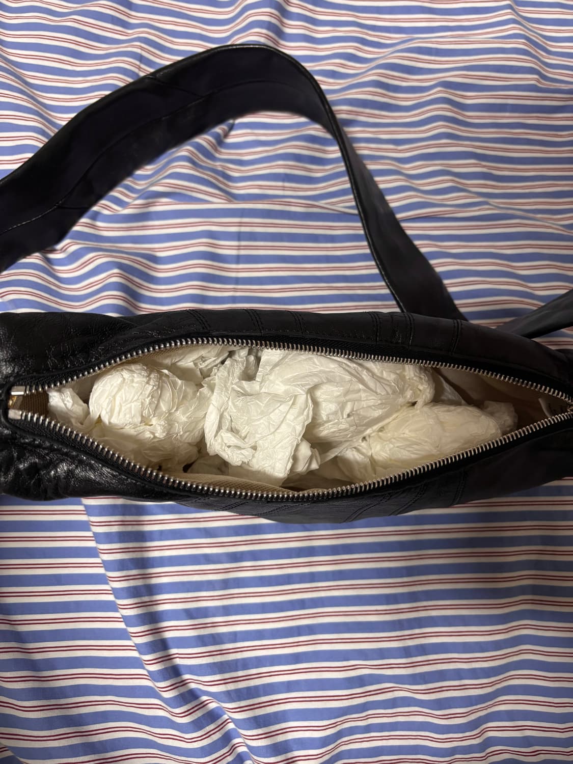 르메르 크루아상 스몰 블랙 양가죽 상품이미지3