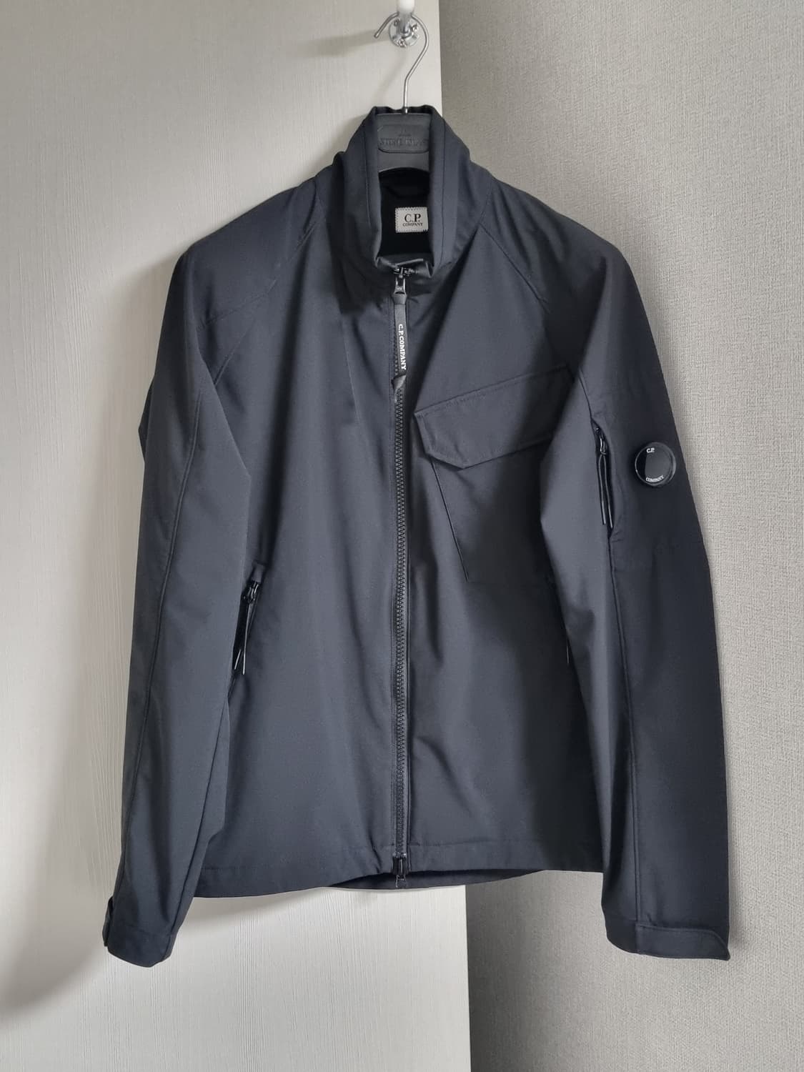 cp컴퍼니 쉘 바람막이 자켓 상품이미지1