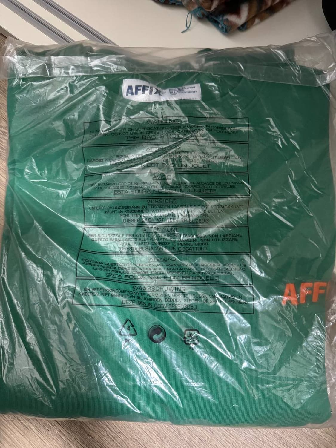 Affix 맨투맨 그린 상품이미지2