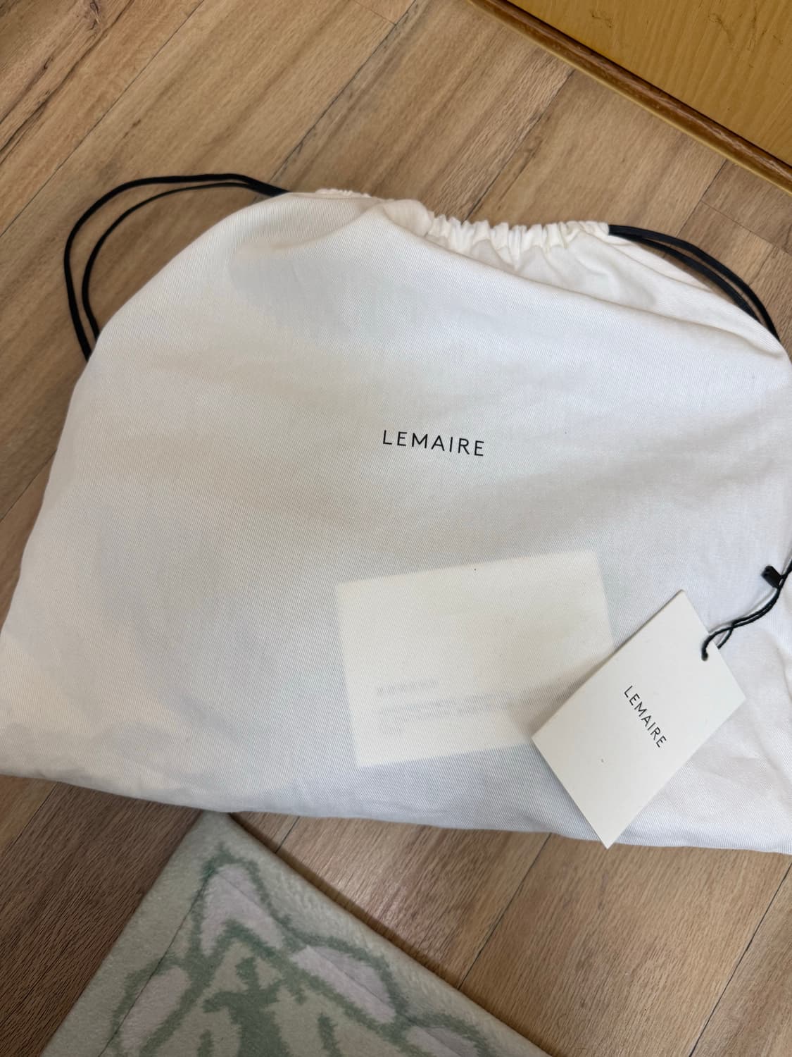 르메르 스몰 크루아상백 코티드 코튼 블랙 상품이미지6