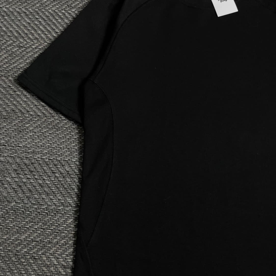 갬블 블랙 미니멀 머슬핏 티셔츠o 3672 상품이미지3