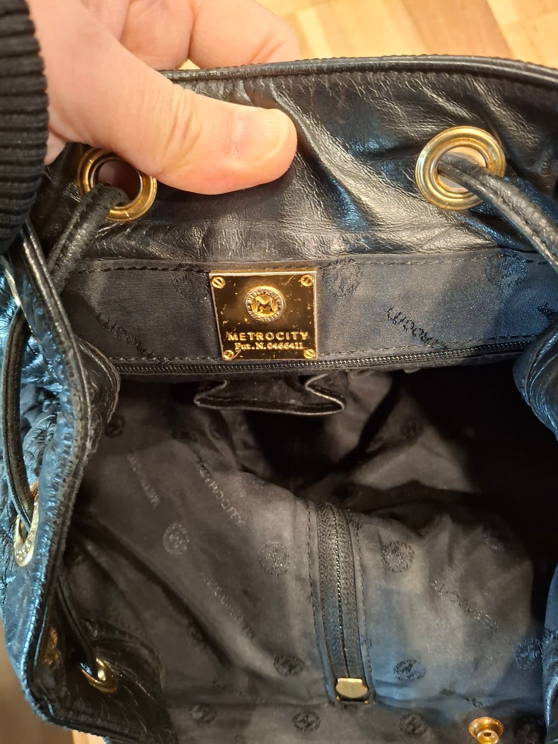 (마지막특가) 메트로시티 백팩 태슬장식 블랙 상품이미지5