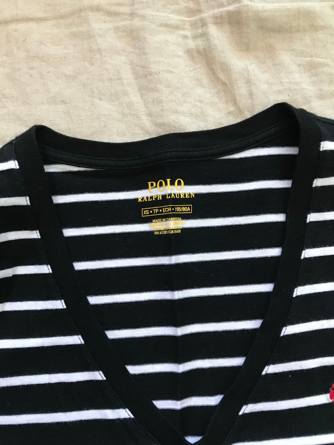 폴로 랄프로렌 포니로고 스트라이프 브이넥 반팔티 상품이미지7